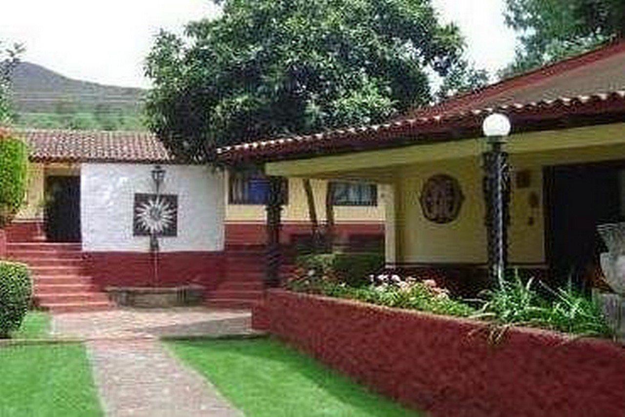 Lago Sol Hotel & Suites Tzintzuntzán Eksteriør billede