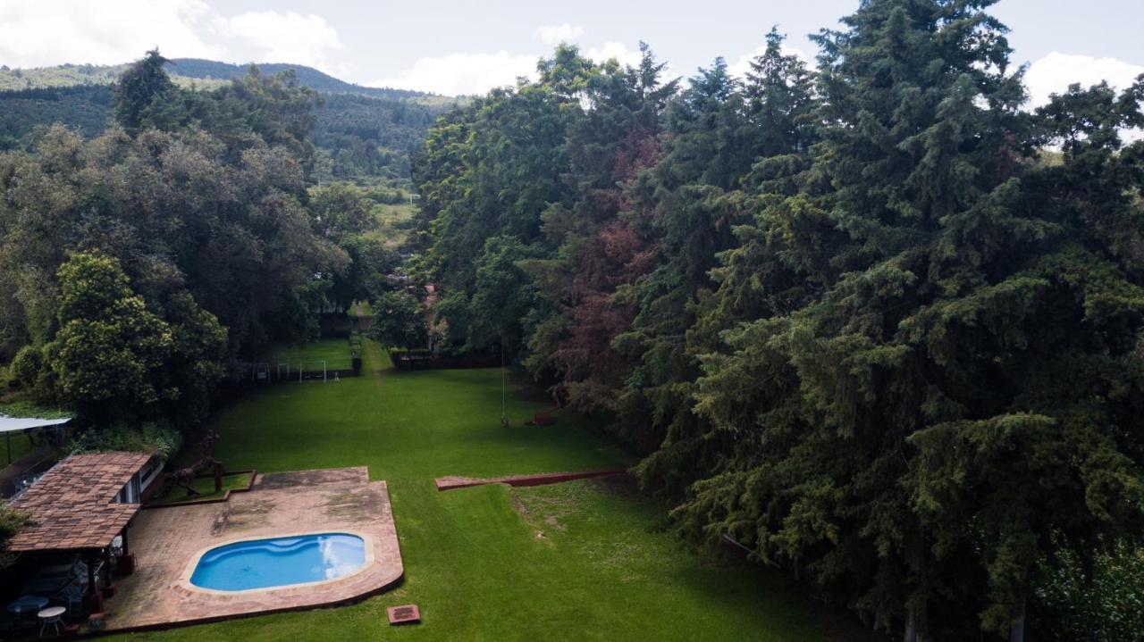 Lago Sol Hotel & Suites Tzintzuntzán Eksteriør billede