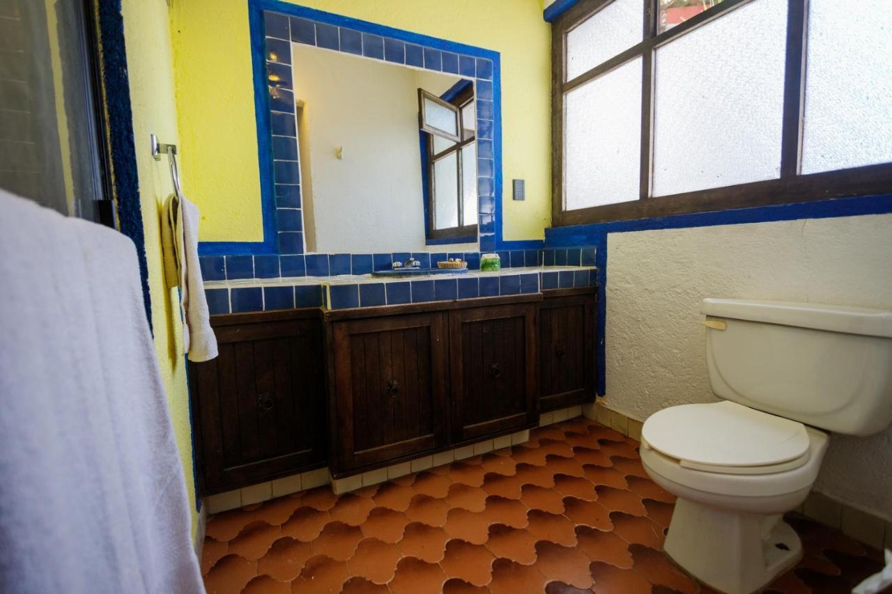 Lago Sol Hotel & Suites Tzintzuntzán Eksteriør billede