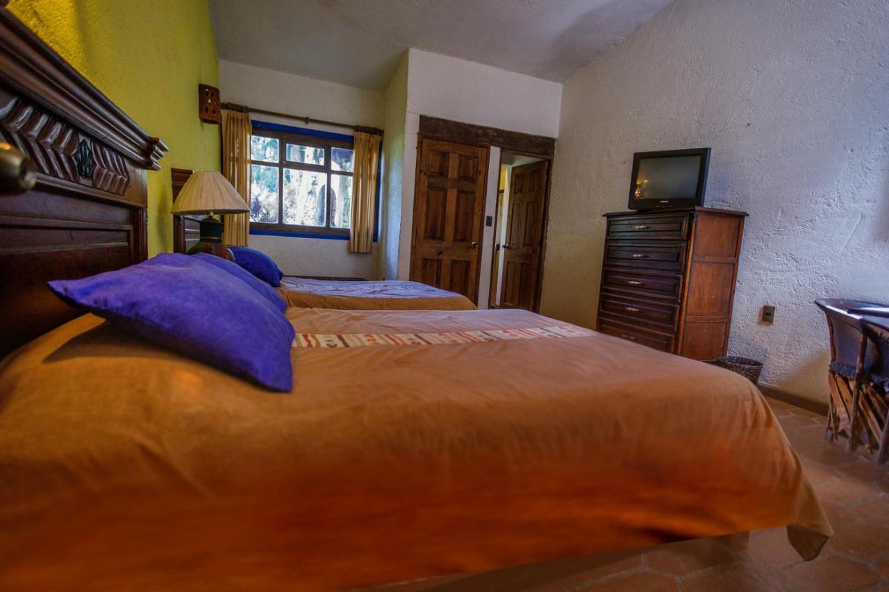 Lago Sol Hotel & Suites Tzintzuntzán Eksteriør billede