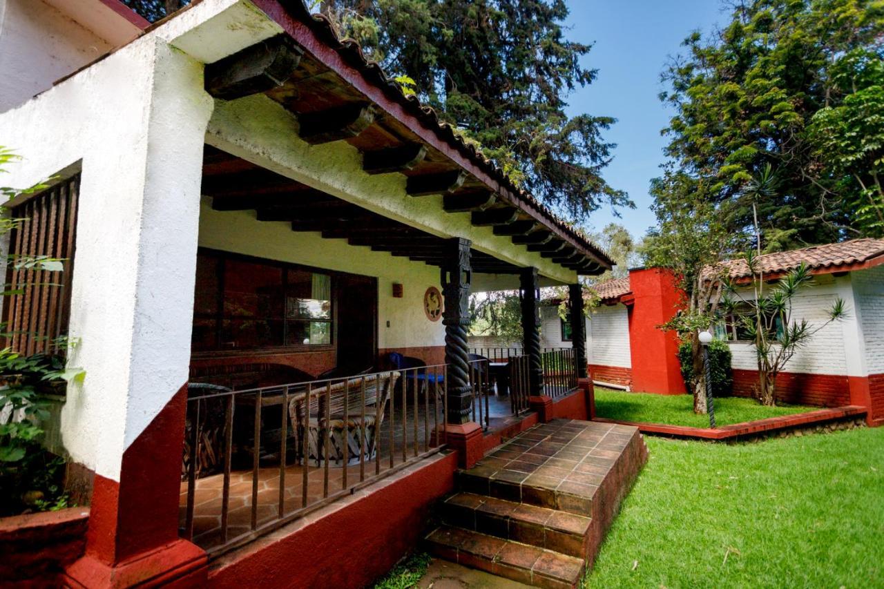 Lago Sol Hotel & Suites Tzintzuntzán Eksteriør billede