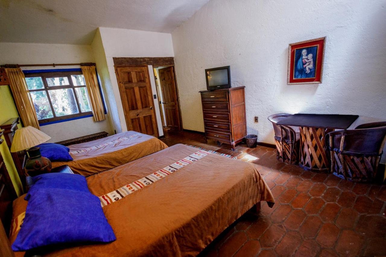 Lago Sol Hotel & Suites Tzintzuntzán Eksteriør billede