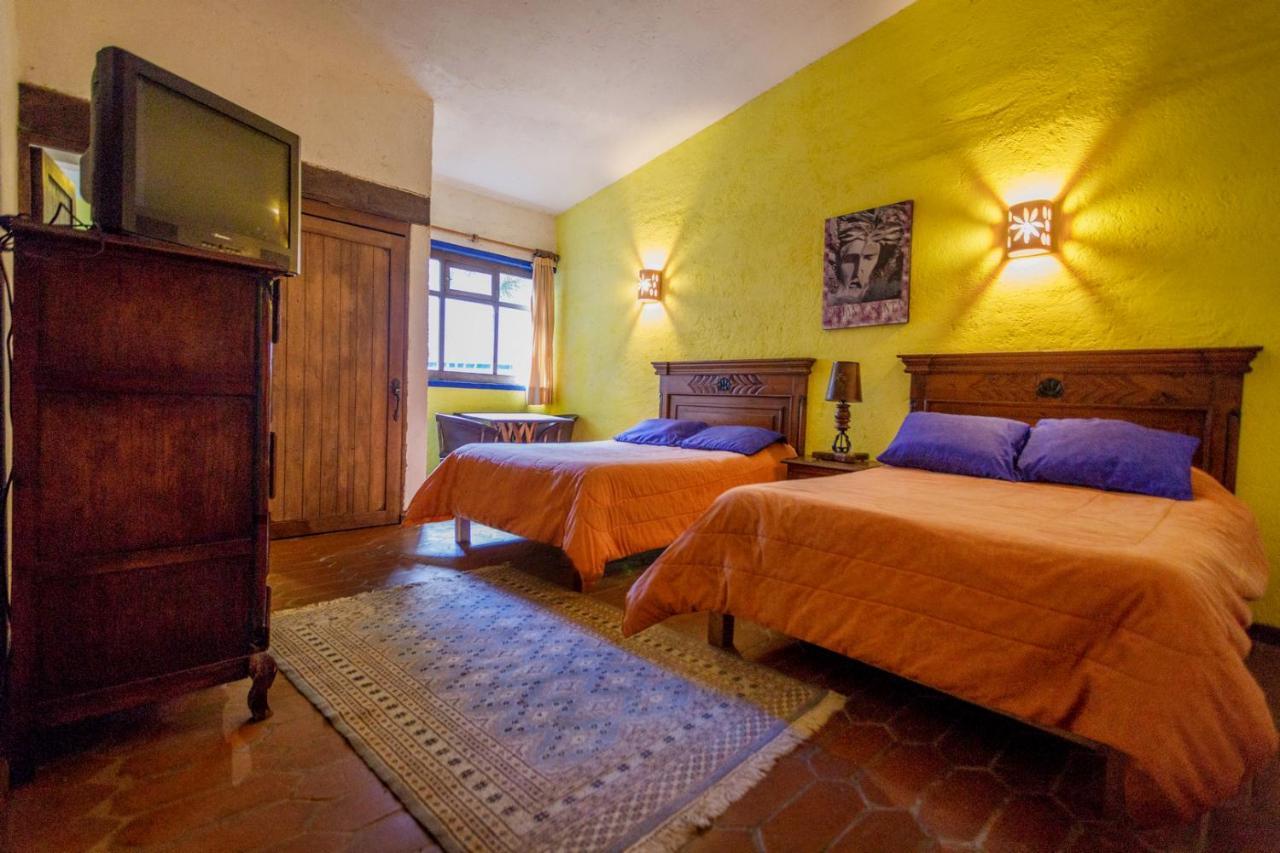Lago Sol Hotel & Suites Tzintzuntzán Eksteriør billede