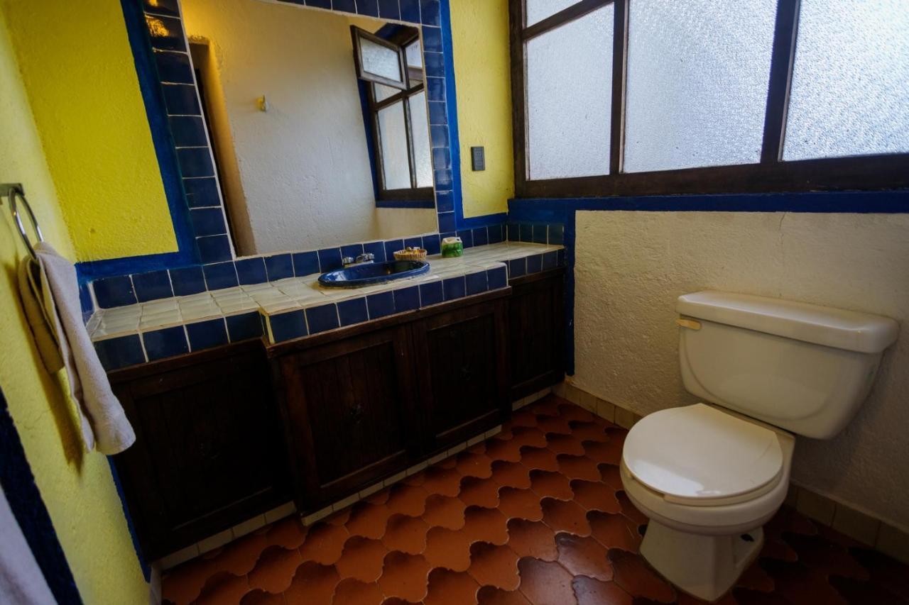 Lago Sol Hotel & Suites Tzintzuntzán Eksteriør billede