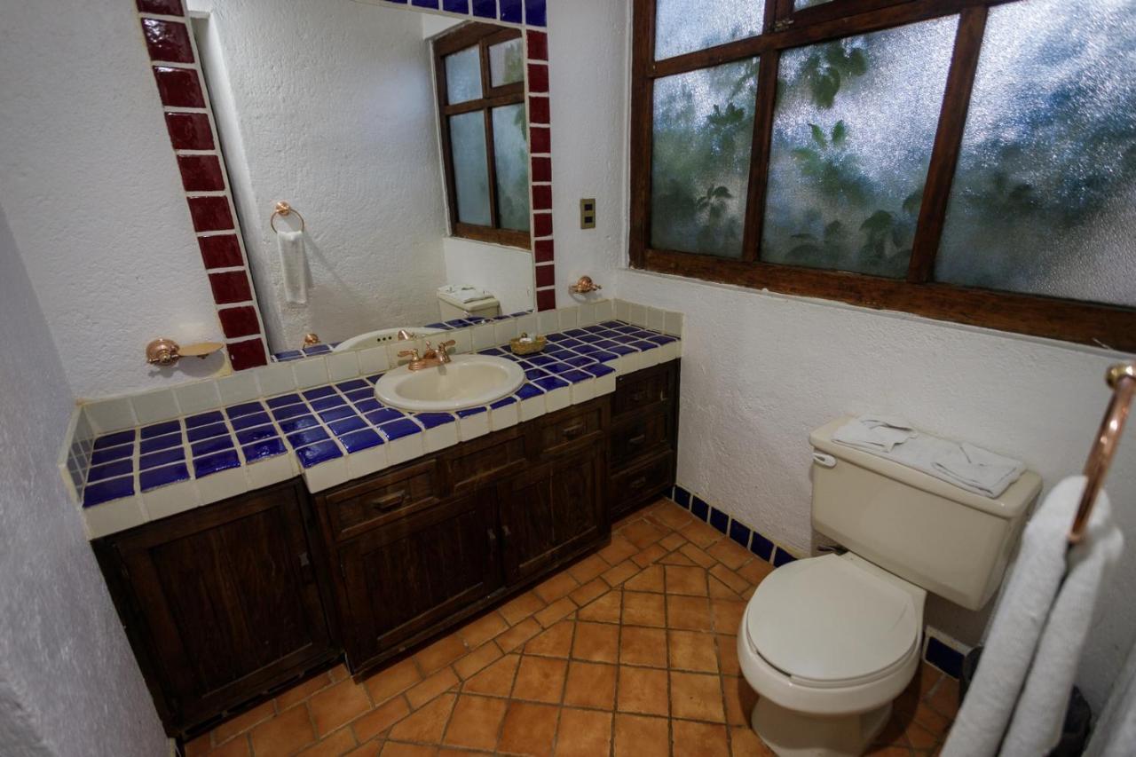 Lago Sol Hotel & Suites Tzintzuntzán Eksteriør billede
